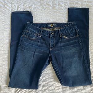 Luck Brand Women’s Dark Denim (Lola skinny), Size 6/28.